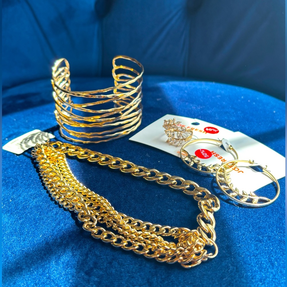 Jewelry bundle